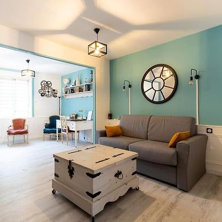 Apartamento Les Berges De L'Oust Malestroit Exterior foto